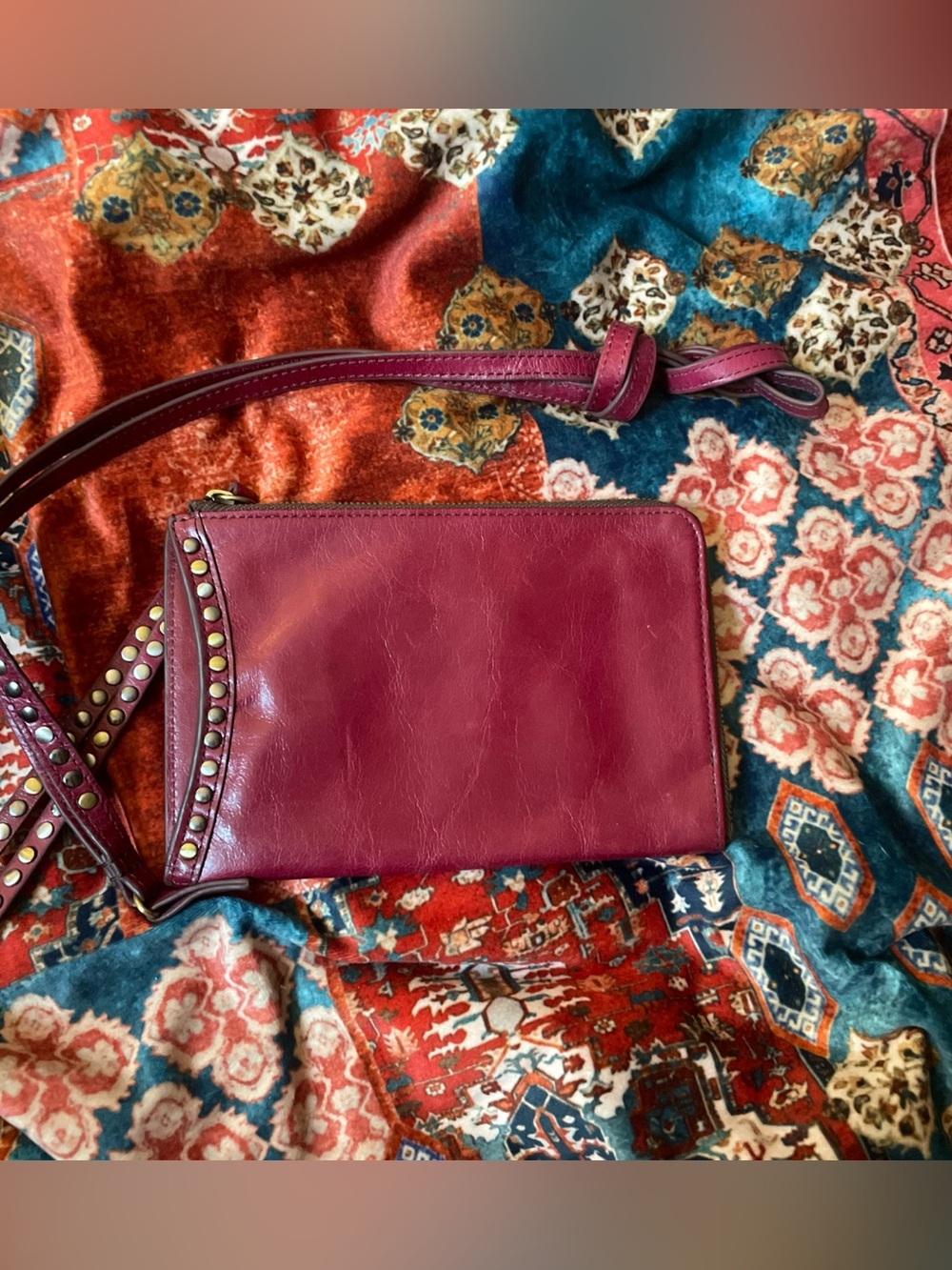 Hobo Red Leather Women’s Cell Phone Wristlet Wallet